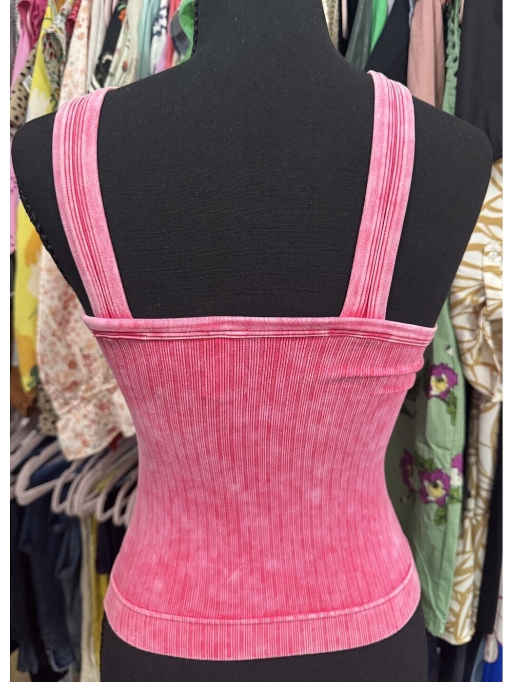 Zenana Pink Mineral Wash Ribbed Seamless Tank Top S/M V Neck Stretch Cami New - Picture 2 of 5